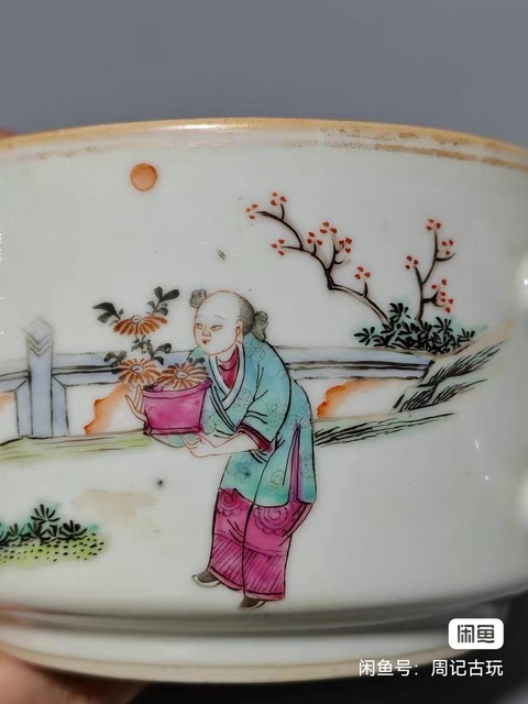 古玩陶瓷人物紋粉彩執壺真品鑒賞圖