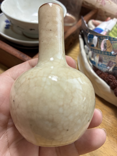 古玩陶瓷哥釉天球瓶真品鑒賞圖