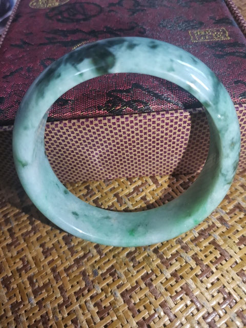 古玩玉器天然翡翠手鐲真品鑒賞圖
