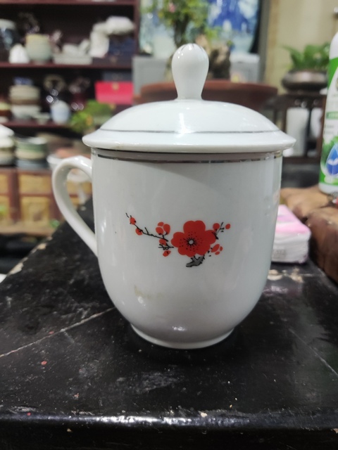 古玩陶瓷花鳥紋帶蓋執杯真品鑒賞圖
