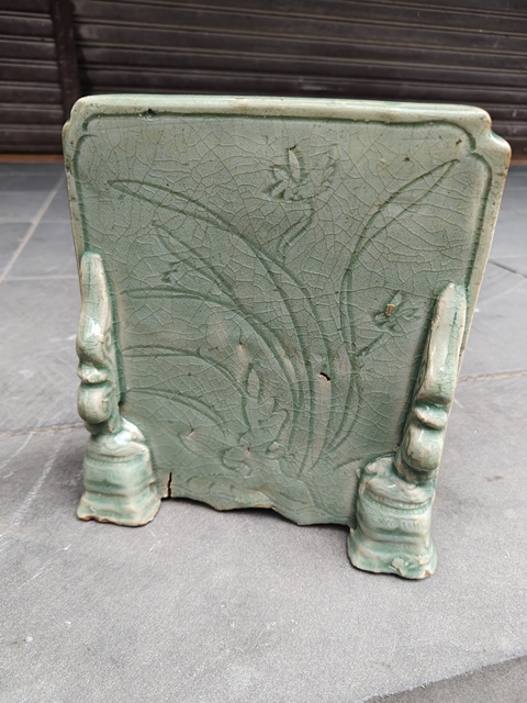 古玩陶瓷龍泉青瓷瑞獸硯屏真品鑒賞圖