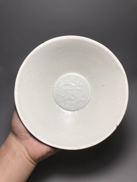 古玩陶瓷青白釉雙魚面包碗真品鑒賞圖