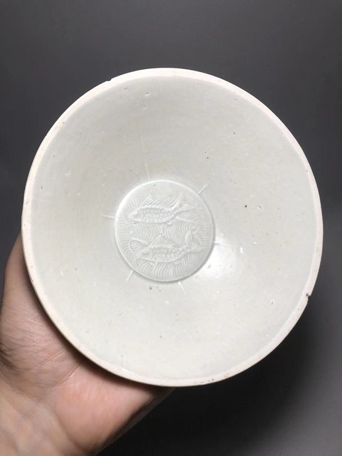 古玩陶瓷青白釉雙魚面包碗真品鑒賞圖