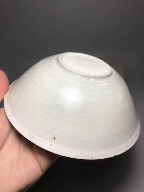 古玩陶瓷青白釉雙魚面包碗真品鑒賞圖