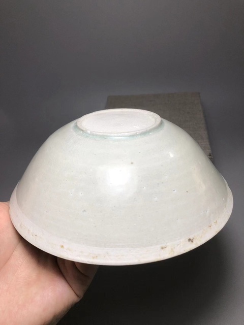 古玩陶瓷青白釉雙魚面包碗真品鑒賞圖