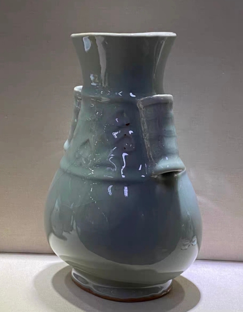 古玩陶瓷龍泉釉瓶真品鑒賞圖