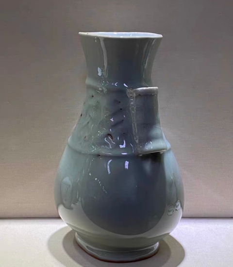 古玩陶瓷龍泉釉瓶真品鑒賞圖
