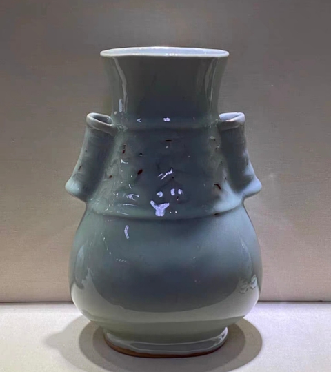 古玩陶瓷龍泉釉瓶真品鑒賞圖