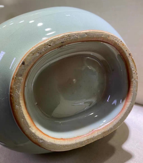 古玩陶瓷龍泉釉瓶真品鑒賞圖