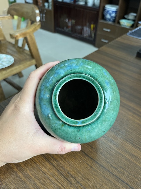 古玩陶瓷綠釉罐真品鑒賞圖