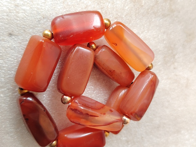 古玩玉器福利清天然紅瑪瑙珠手串拍賣(mài)，當(dāng)前價(jià)格138元