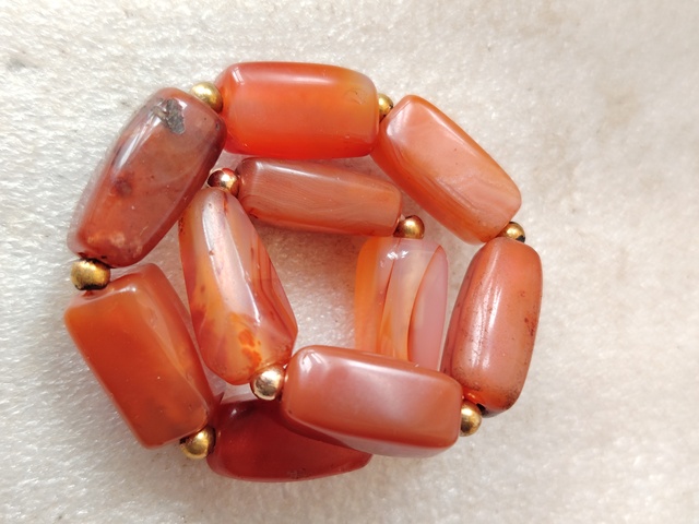 古玩玉器福利清天然紅瑪瑙珠手串拍賣(mài)，當(dāng)前價(jià)格138元