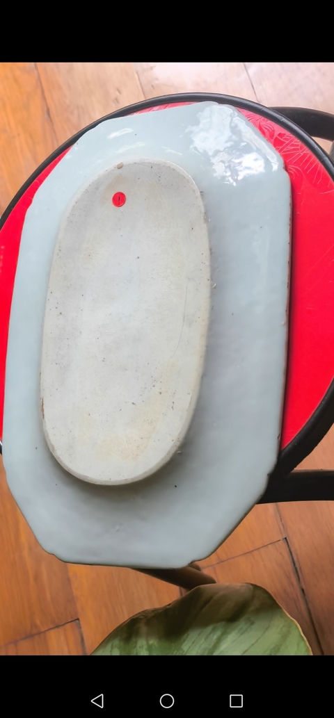 古玩陶瓷青花山水人物盤，盤底凹進，中間刷釉美觀真品鑒賞圖