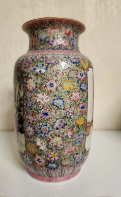 古玩陶瓷粉彩人物故事紋燈籠瓶真品鑒賞圖