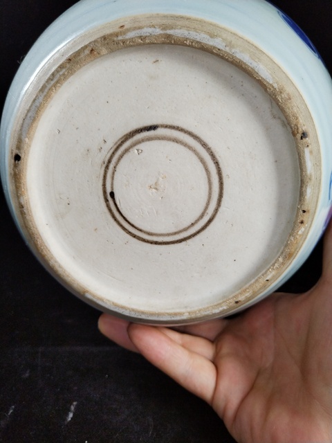 古玩陶瓷青花龍紋罐真品鑒賞圖