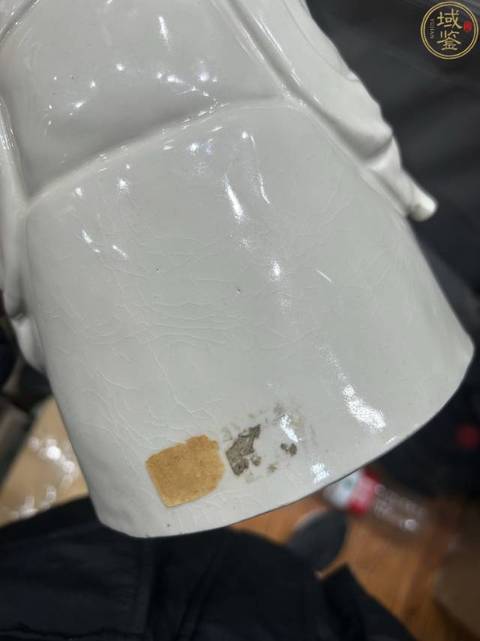 古玩陶瓷觀音塑像真品鑒賞圖