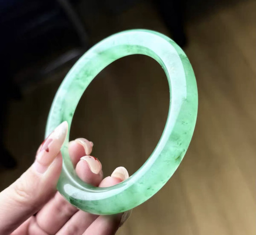 古玩玉器獨龍玉手鐲真品鑒賞圖