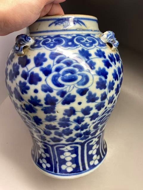 古玩陶瓷花卉紋青花四系將軍罐真品鑒賞圖