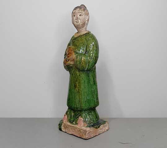 古玩陶瓷明三彩人物俑真品鑒賞圖