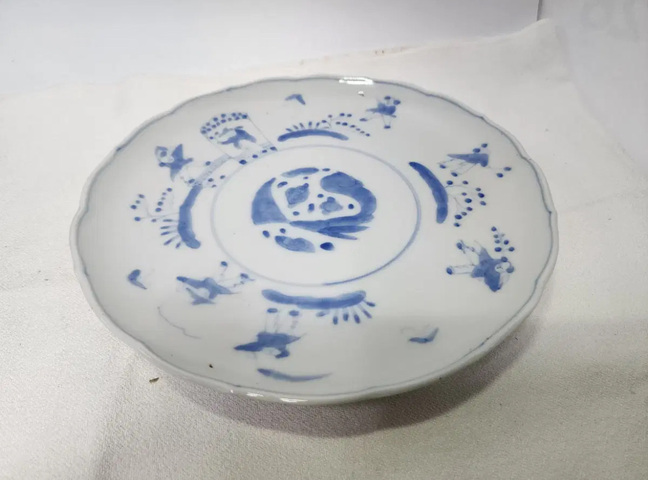 古玩陶瓷青花盤真品鑒賞圖