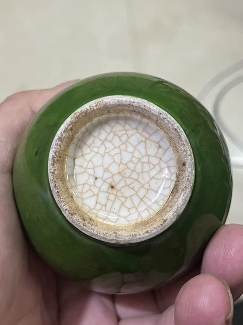 古玩陶瓷綠釉天球瓶真品鑒賞圖