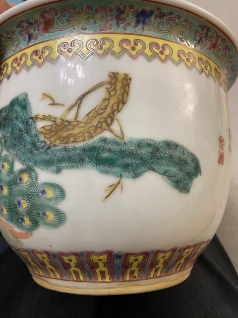 古玩陶瓷花鳥紋粉彩花盆真品鑒賞圖