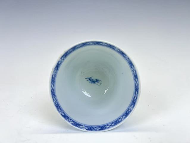古玩陶瓷清乾隆·青花通景山水鈴鐺杯碟拍賣，當前價格588元