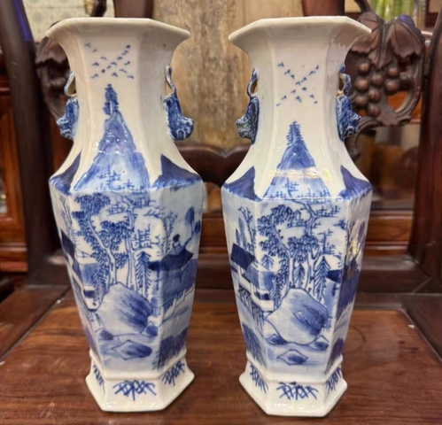 古玩陶瓷青花山水通景六方瓶真品鑒賞圖