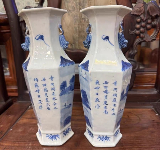古玩陶瓷青花山水通景六方瓶真品鑒賞圖