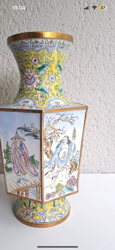 古玩銅器琺瑯彩瓶真品鑒賞圖