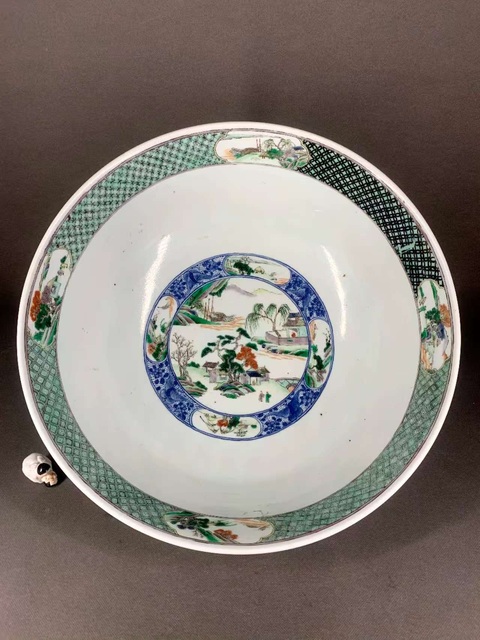 古玩陶瓷五彩人物紋大碗真品鑒賞圖