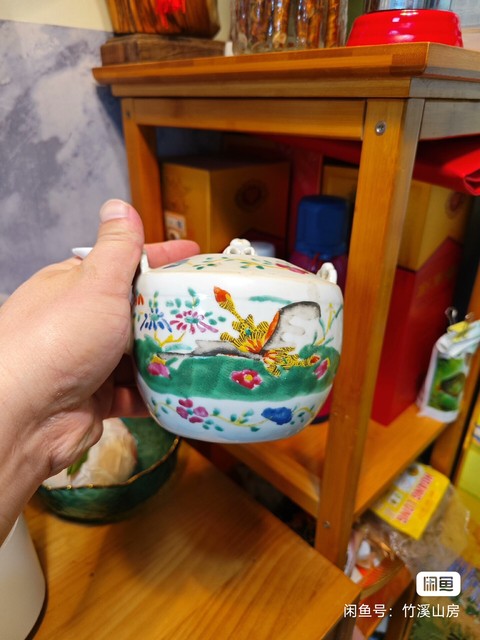 古玩陶瓷粉彩海燕紋茶壺真品鑒賞圖