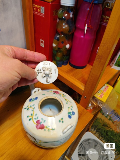 古玩陶瓷粉彩海燕紋茶壺真品鑒賞圖