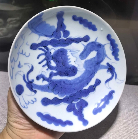 古玩陶瓷德化窯青花過墻龍紋盤真品鑒賞圖