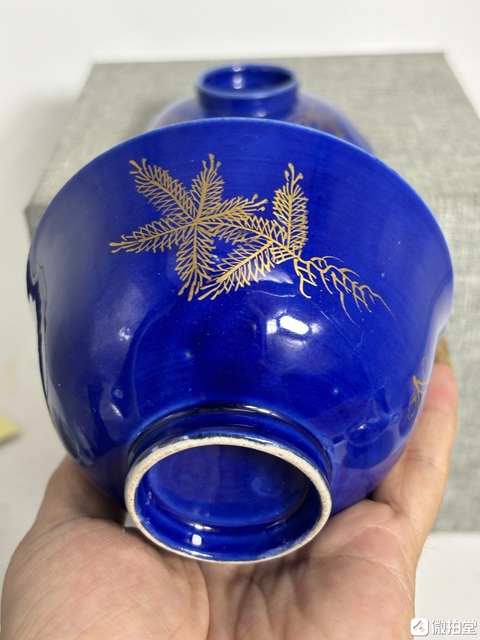 古玩陶瓷清中期霽藍描金花卉紋蓋碗真品鑒賞圖