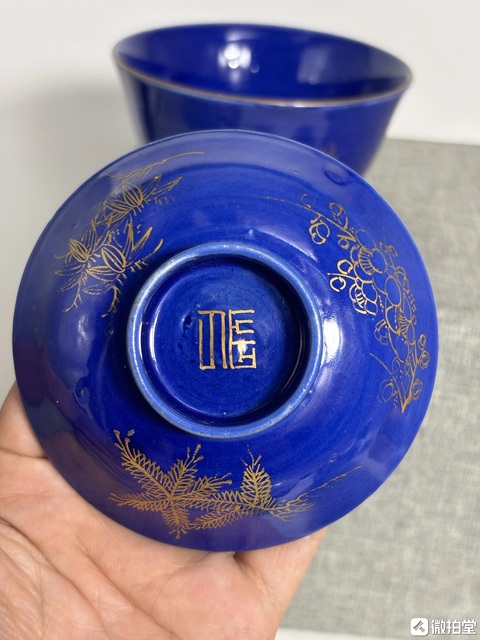 古玩陶瓷清中期霽藍描金花卉紋蓋碗真品鑒賞圖