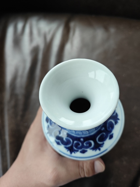 古玩陶瓷青花三多紋撇口瓶真品鑒賞圖