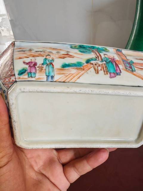 古玩陶瓷廣彩人物故事紋八方蓋鍋真品鑒賞圖