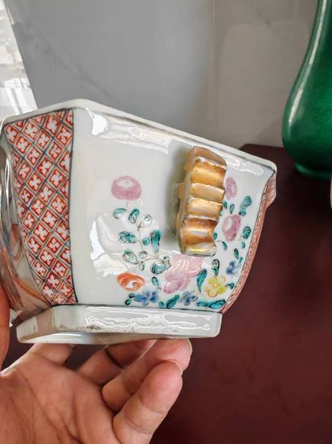 古玩陶瓷廣彩人物故事紋八方蓋鍋真品鑒賞圖