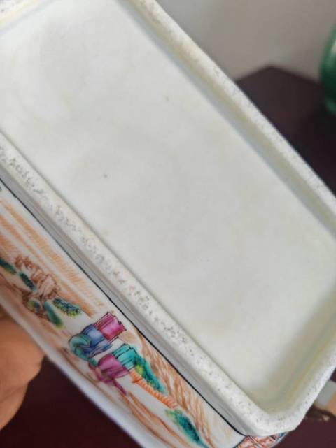 古玩陶瓷廣彩人物故事紋八方蓋鍋真品鑒賞圖