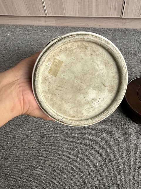 古玩陶瓷墨地素三彩蕉葉獸面紋花觚真品鑒賞圖