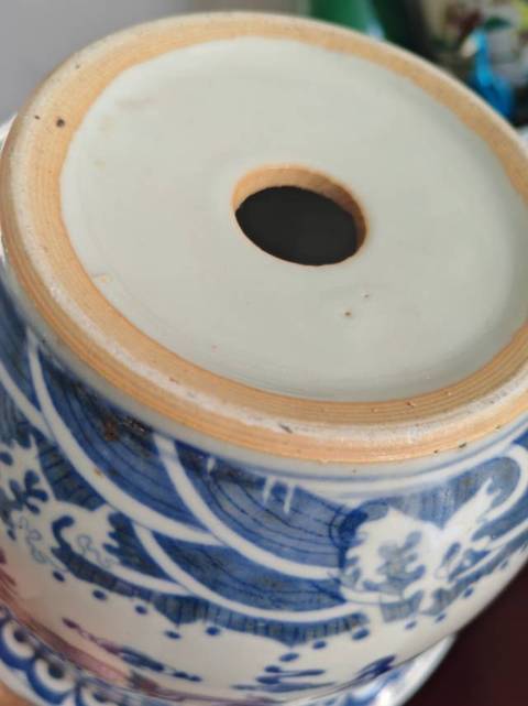 古玩陶瓷青花龍紋花盆真品鑒賞圖