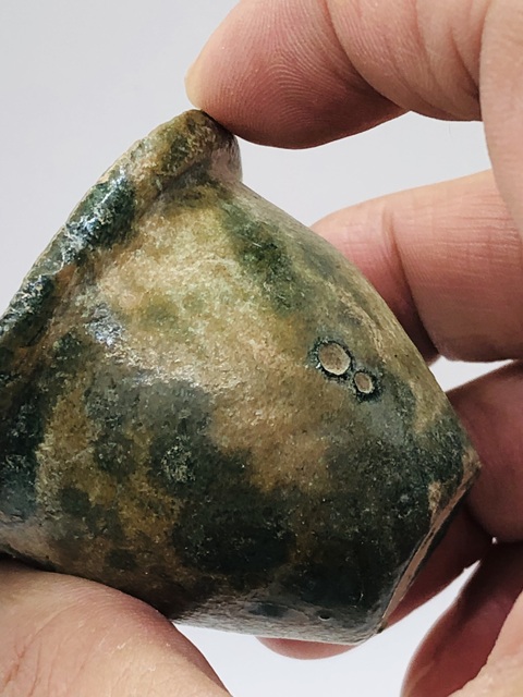 古玩陶瓷黃地綠彩杯真品鑒賞圖