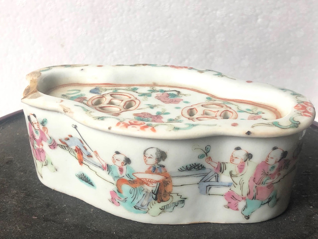古玩陶瓷晚清細路粉彩刨花缸真品鑒賞圖