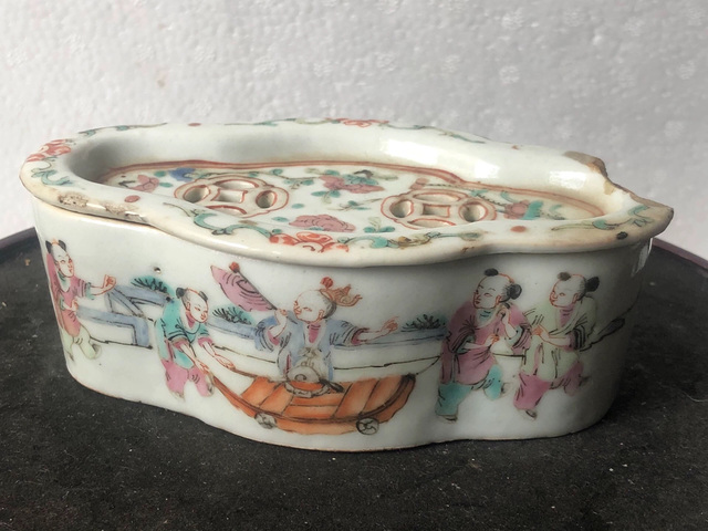 古玩陶瓷晚清細路粉彩刨花缸真品鑒賞圖