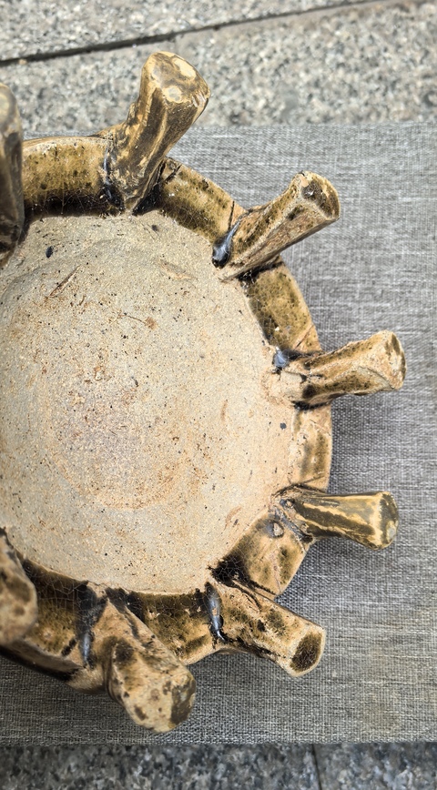 古玩陶瓷洪州窯多足硯真品鑒賞圖