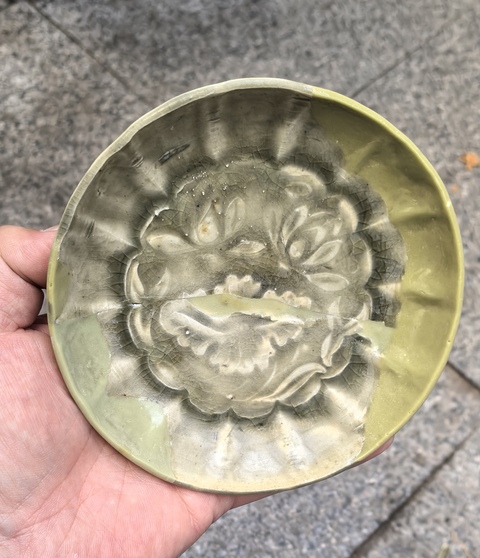 古玩陶瓷耀州窯青釉印花盤拍賣,當前價格750元