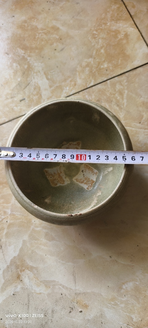 古玩陶瓷隋代青瓷缽真品鑒賞圖