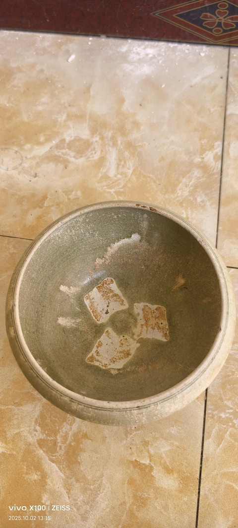古玩陶瓷隋代青瓷缽真品鑒賞圖