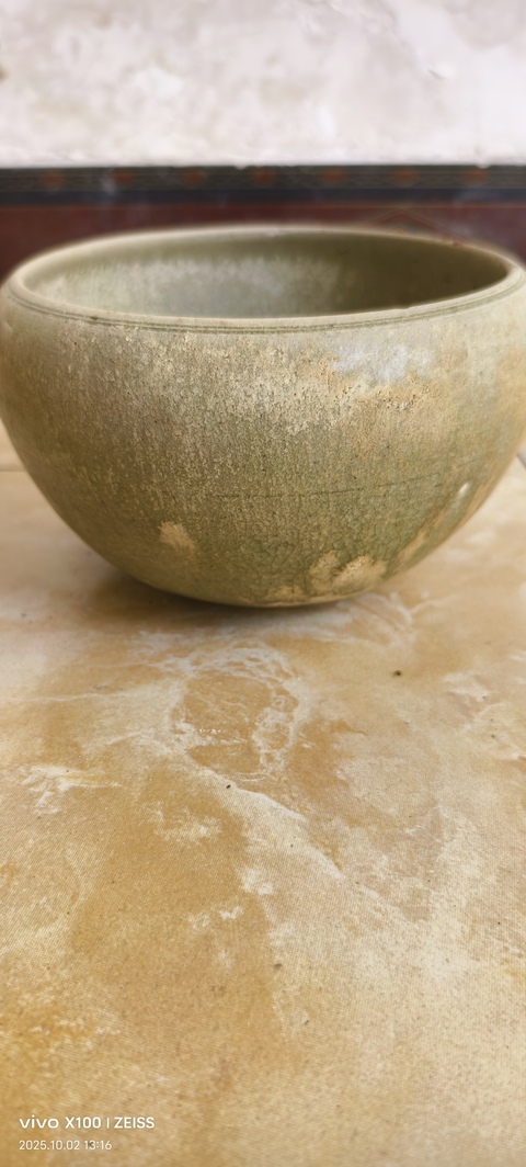 古玩陶瓷隋代青瓷缽真品鑒賞圖
